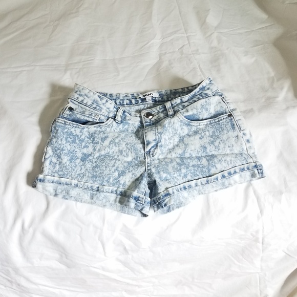 Denim shorts - Picture 1 of 4